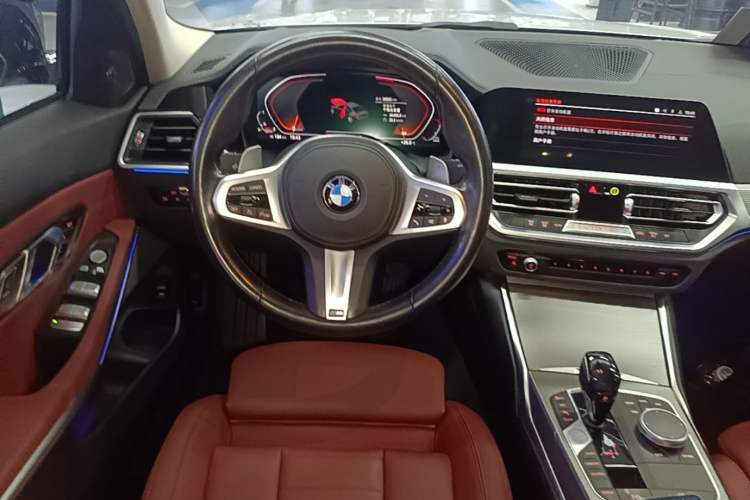 Used BMW 3 Series 2021 330i M Sport Night Edition Steering Wheel
