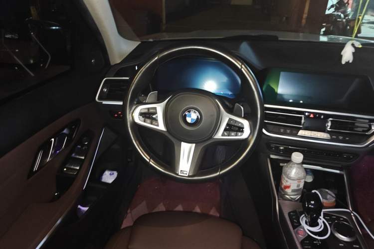Used BMW 3 Series 2021 325Li M Sport Shadowline Package Steering Wheel