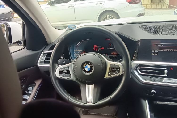 Used BMW 3 Series 2021 Second Facelift 325i M Sport Package Steering Wheel