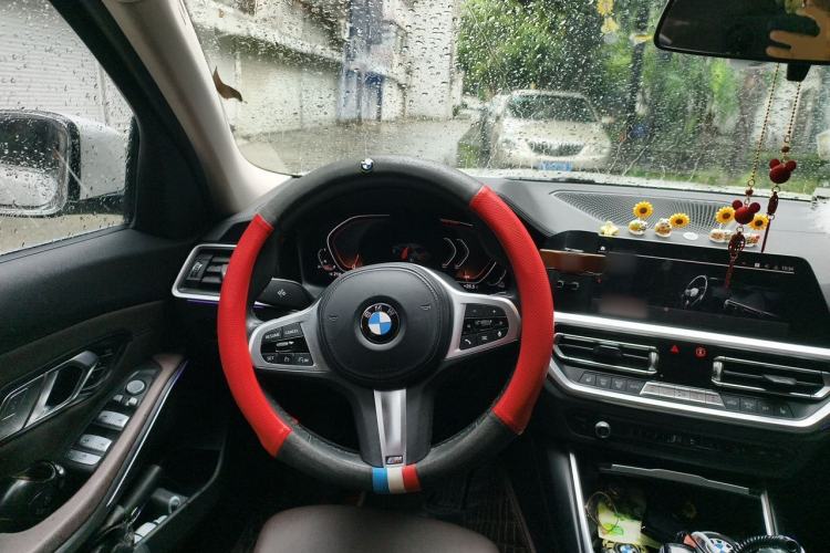 Used BMW 3 Series 2021 325i M Sport Package Steering Wheel