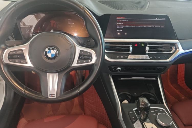 Used BMW 3 Series 2021 Second Facelift 325i M Sport Package Steering Wheel