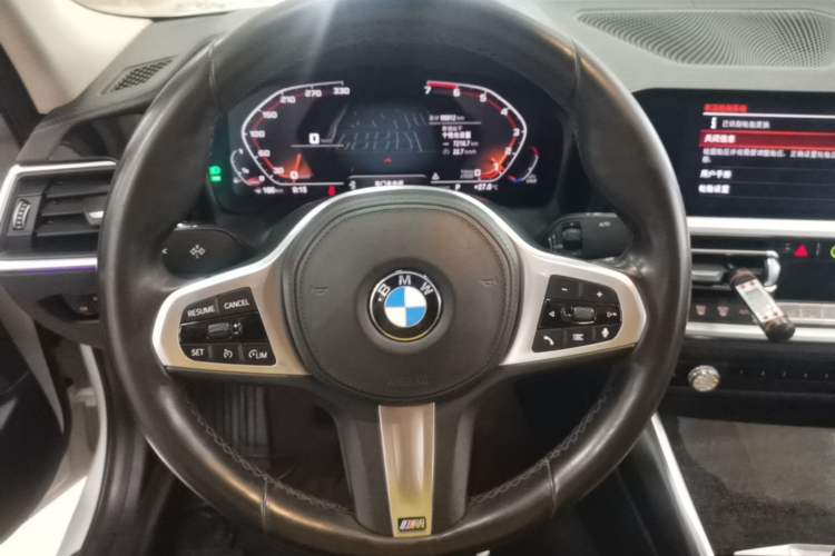 Used BMW 3 Series 2021 325Li M Sport Package Steering Wheel