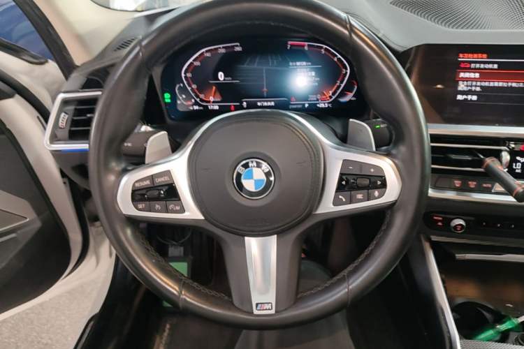 Used BMW 3 Series 2021 Restyled 325i M Sport Night Edition Package Steering Wheel