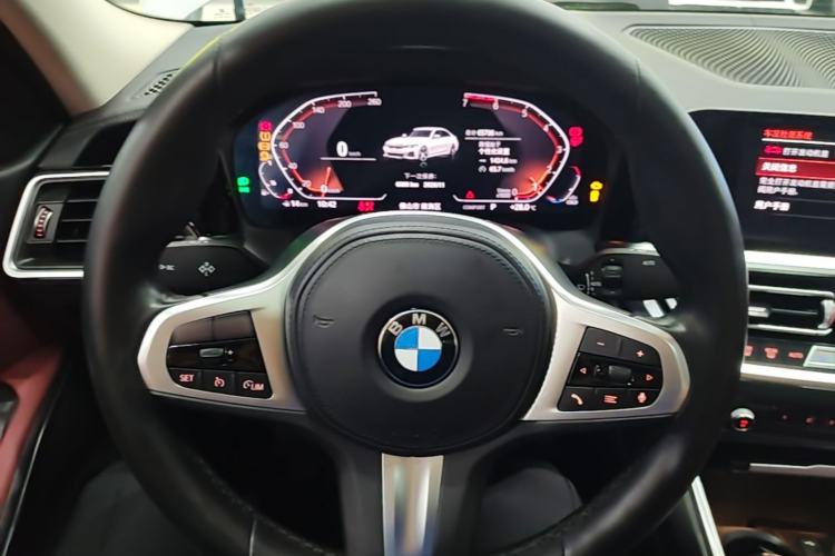 Used BMW 3 Series 2021 Second Facelift 325i M Sport Package Steering Wheel