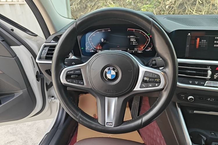 Used BMW 3 Series 2021 325i M Sport Package Steering Wheel