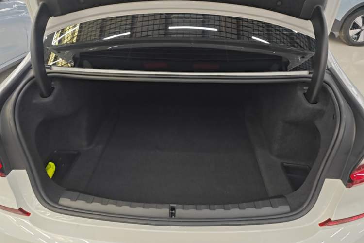 Used BMW 3 Series 2021 320Li M Sport Package Trunk