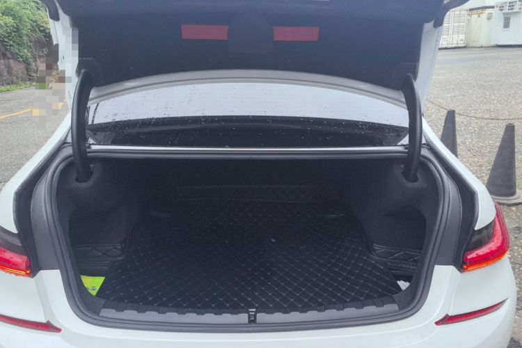 Used BMW 3 Series 2021 Restyled 325Li M Sport Package Trunk