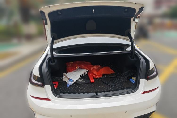 Used BMW 3 Series 2021 Restyled 325Li M Sport Package Trunk