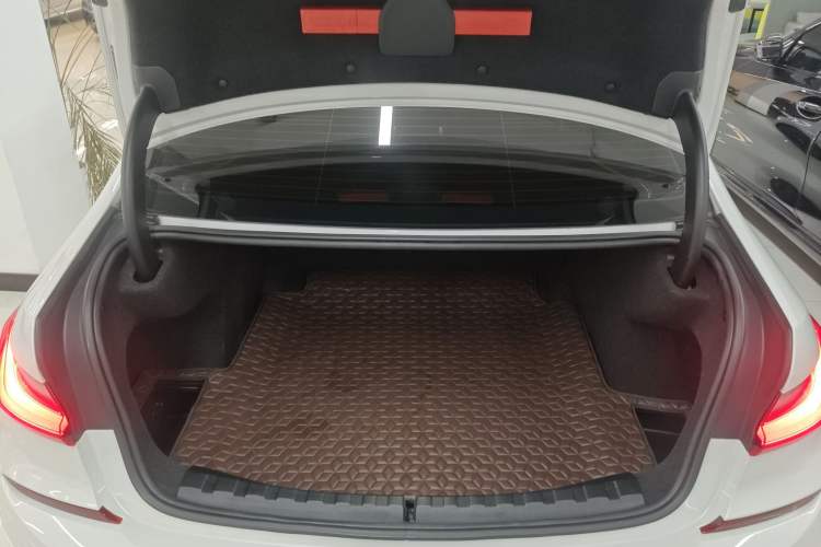 Used BMW 3 Series 2021 Facelifted 325Li M Sport Night Edition Package Trunk