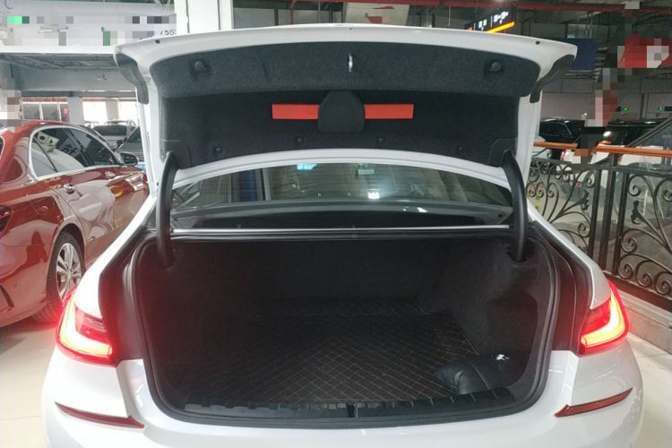 Used BMW 3 Series 2021 Restyled 325i M Sport Night Edition Package Trunk