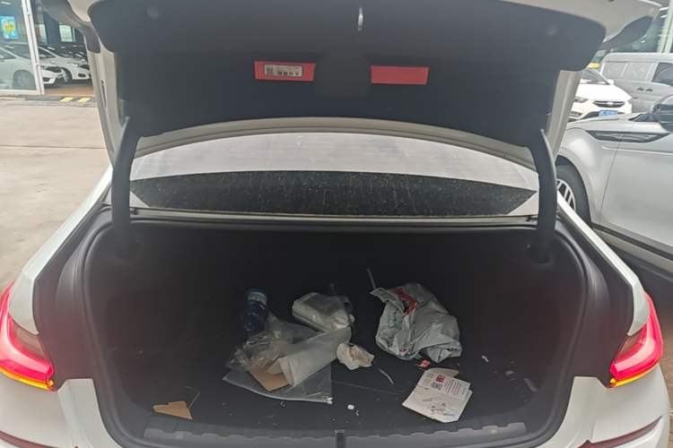 Used BMW 3 Series 2021 Second Facelift 325Li M Sport Package Trunk