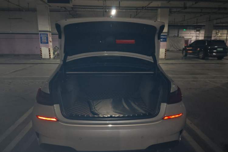 Used BMW 3 Series 2021 Restyled 325Li M Sport Package Trunk