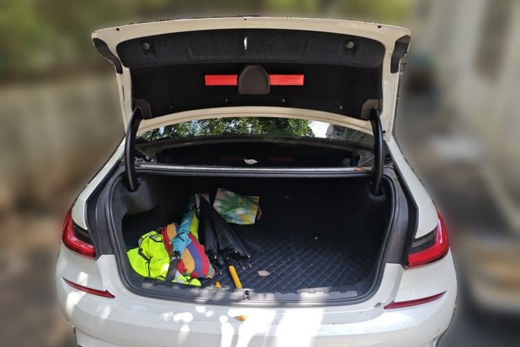 Used BMW 3 Series 2021 325Li M Sport Shadowline Package Trunk