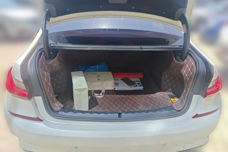 Used BMW 3 Series 2021 320Li M Sport Package Trunk
