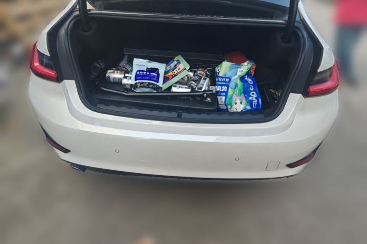 Used BMW 3 Series 2021 320i Sport Package Trunk