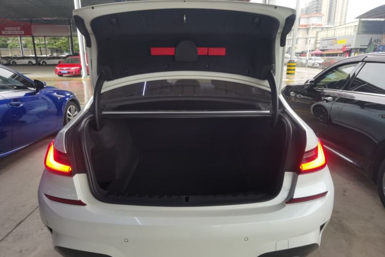 Used BMW 3 Series 2021 Facelifted 320Li M Sport Package Trunk