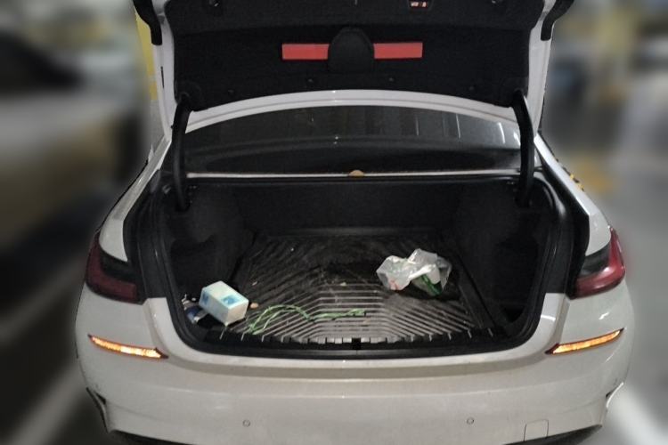 Used BMW 3 Series 2021 Facelifted 325Li M Sport Night Edition Package Trunk