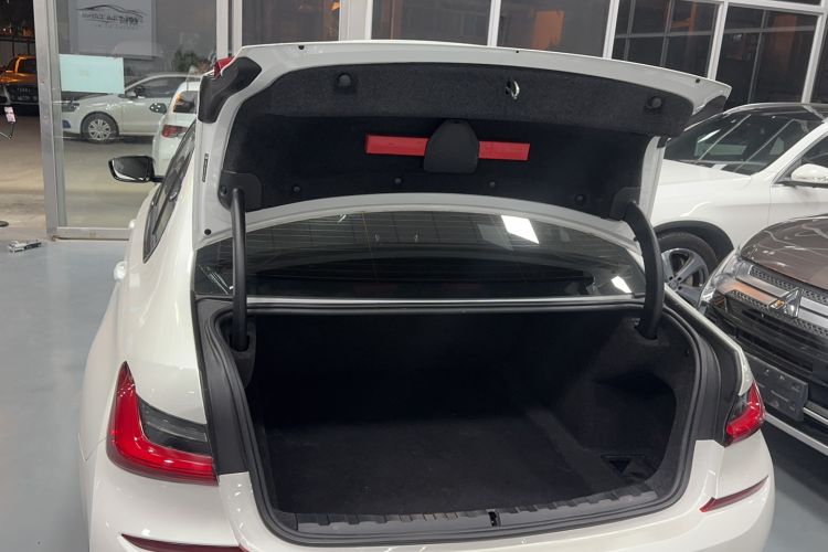 Used BMW 3 Series 2021 Second Facelift 325Li M Sport Night Edition Package Trunk