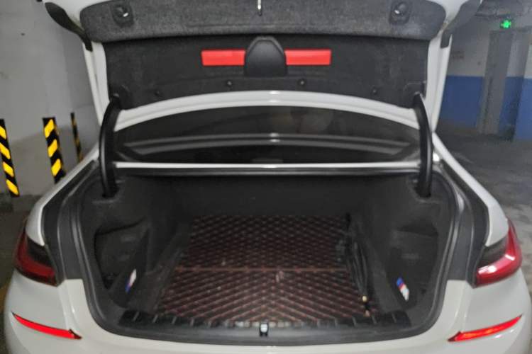 Used BMW 3 Series 2021 320Li M Sport Package Trunk
