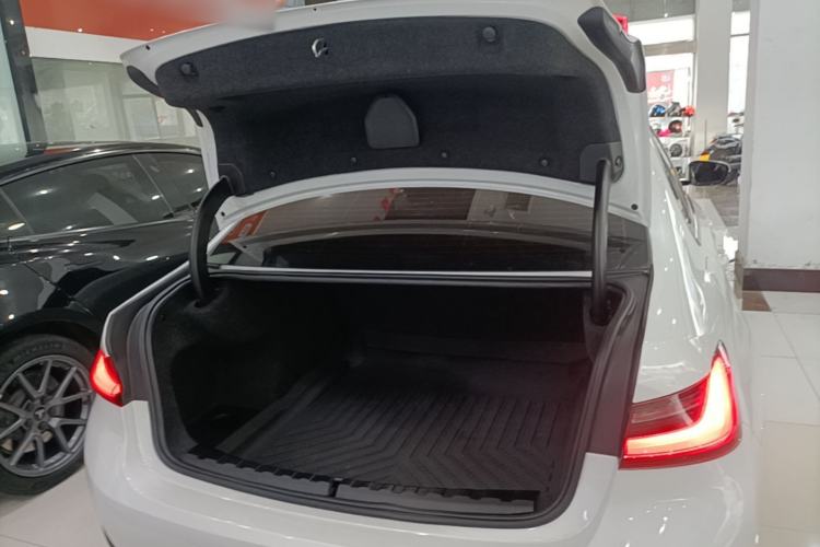 Used BMW 3 Series 2021 Restyled 320i Sport Package Trunk