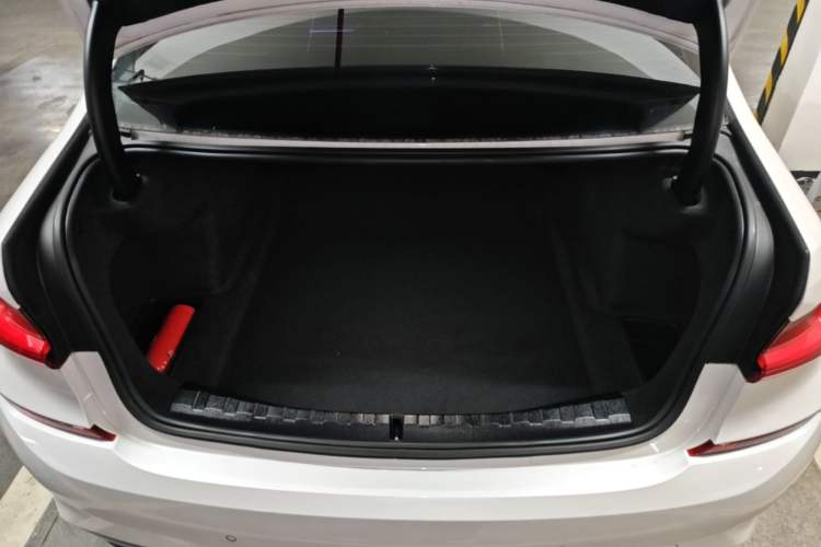 Used BMW 3 Series 2021 Second Facelift 325Li M Sport Package Trunk