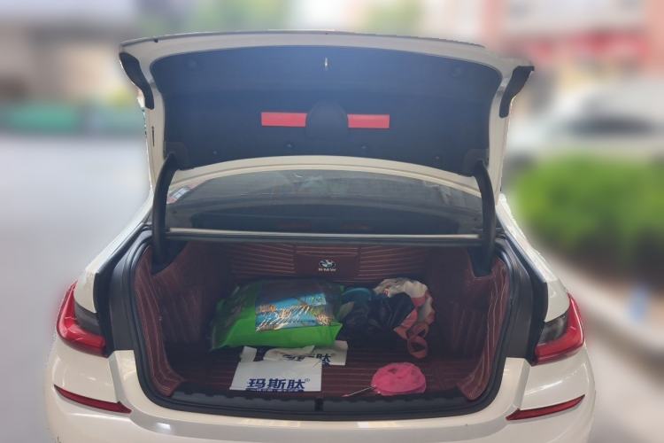 Used BMW 3 Series 2021 320Li M Sport Package Trunk