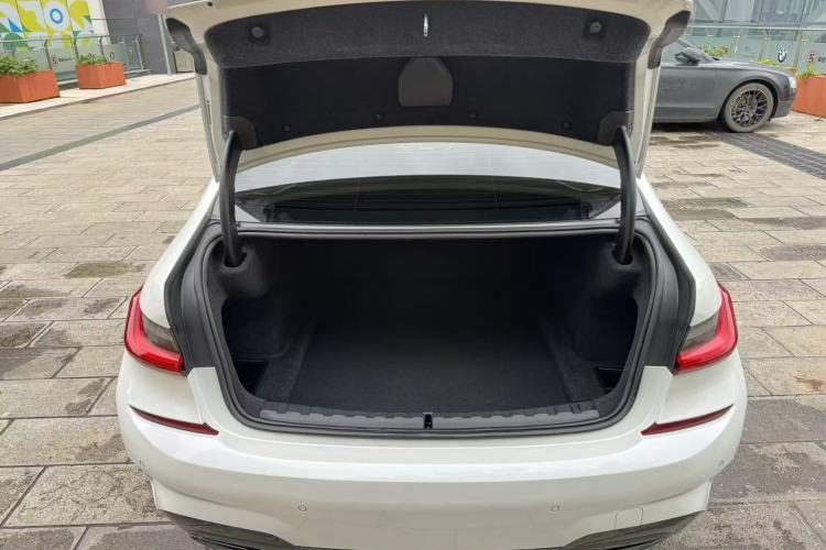 Used BMW 3 Series 2021 Facelifted 325Li M Sport Night Edition Package Trunk
