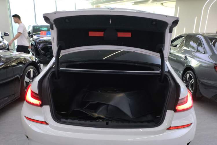 Used BMW 3 Series 2021 Restyled 325Li xDrive M Sport Package Trunk
