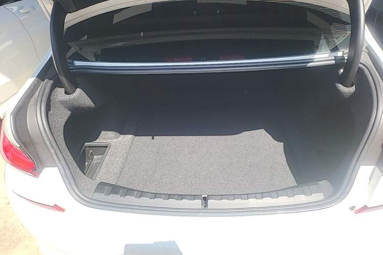 Used BMW 3 Series 2021 Second Facelift 325Li M Sport Package Trunk