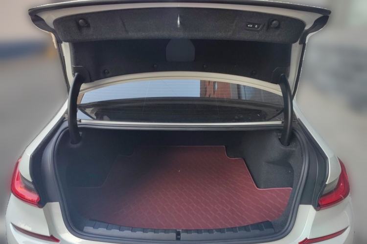 Used BMW 3 Series 2021 Facelifted 325Li M Sport Night Edition Package Trunk