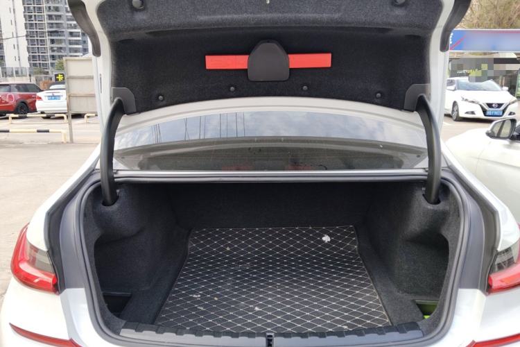 Used BMW 3 Series 2021 Second Facelift 325Li M Sport Package Trunk