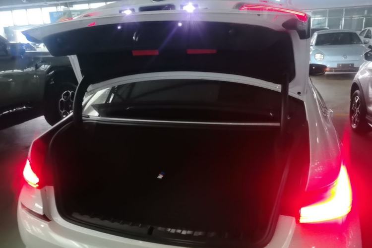 Used BMW 3 Series 2021 Second Facelift 320Li M Sport Package Trunk