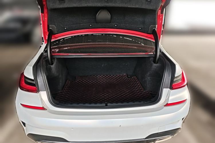Used BMW 3 Series 2021 320Li M Sport Package Trunk