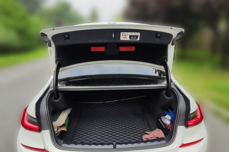 Used BMW 3 Series 2021 325Li M Sport Shadowline Package Trunk