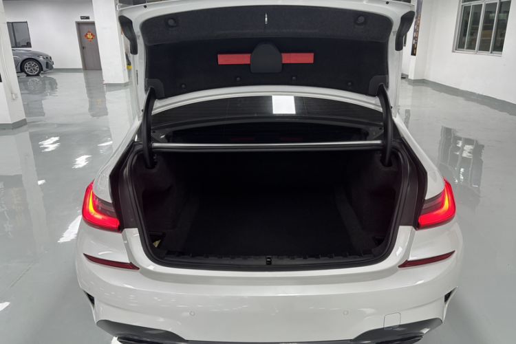 Used BMW 3 Series 2021 Restyled 325Li M Sport Package Trunk
