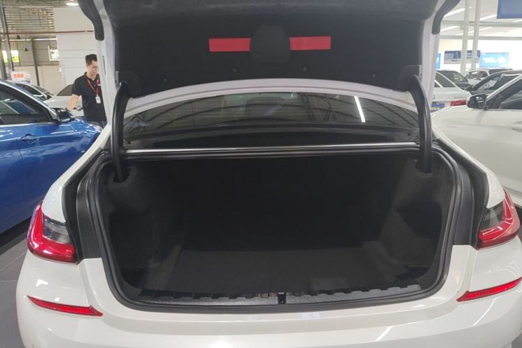 Used BMW 3 Series 2021 Second Facelift 325Li M Sport Package Trunk