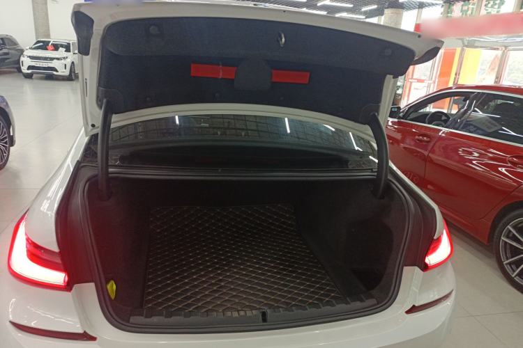 Used BMW 3 Series 2021 Facelifted 320Li M Sport Package Trunk