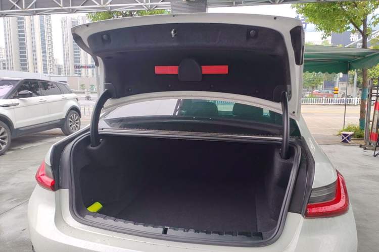 Used BMW 3 Series 2021 Restyled 320i Sport Package Trunk