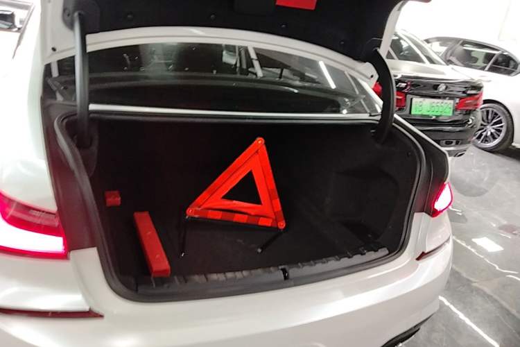 Used BMW 3 Series 2021 Restyled 325Li M Sport Package Trunk