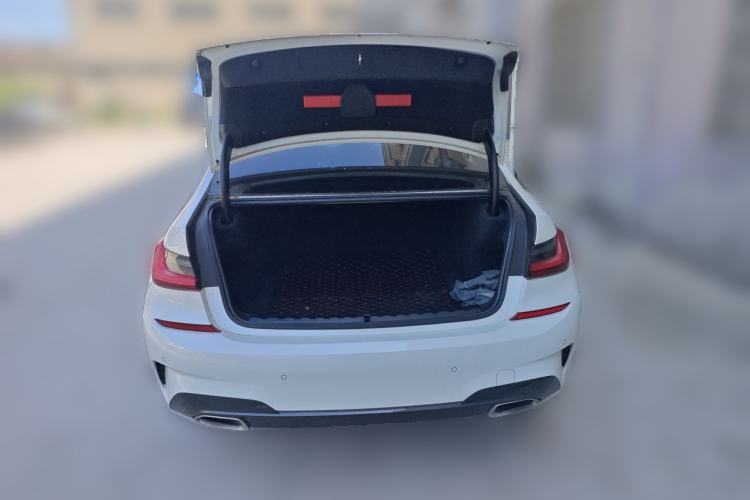 Used BMW 3 Series 2021 Second Facelift 320Li M Sport Package Trunk