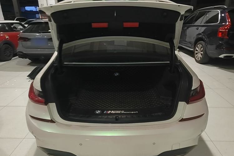 Used BMW 3 Series 2021 325i M Sport Package Trunk
