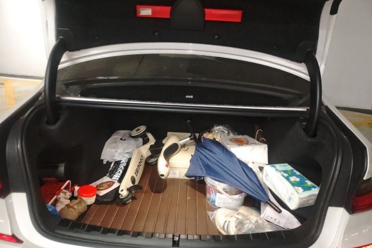 Used BMW 3 Series 2021 325Li M Sport Shadowline Package Trunk