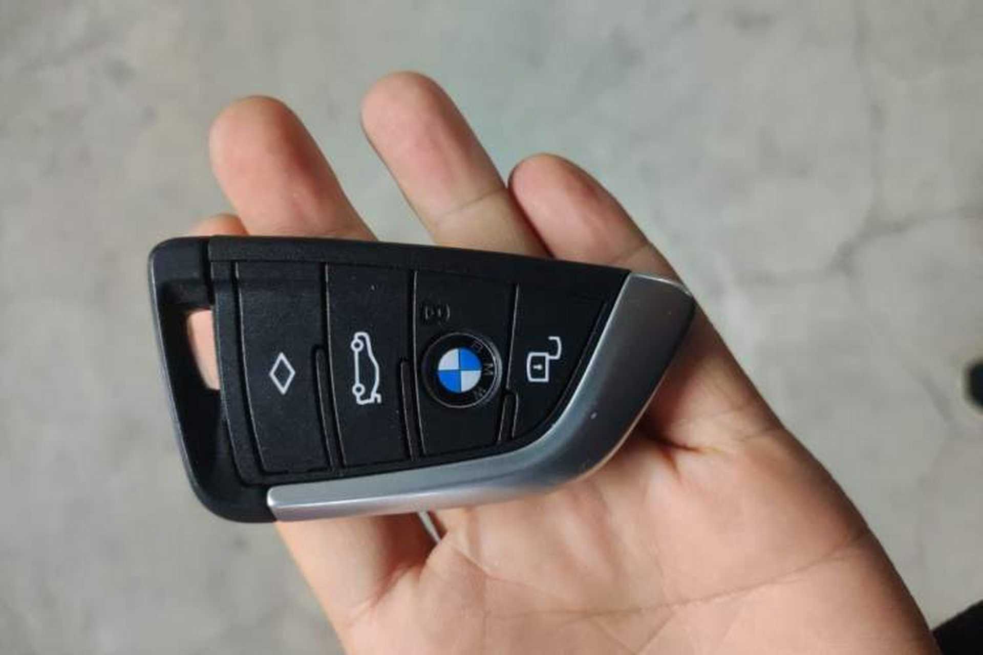 Used BMW 3 Series 2021 Second Facelift 325Li M Sport Package Vehicle Key
