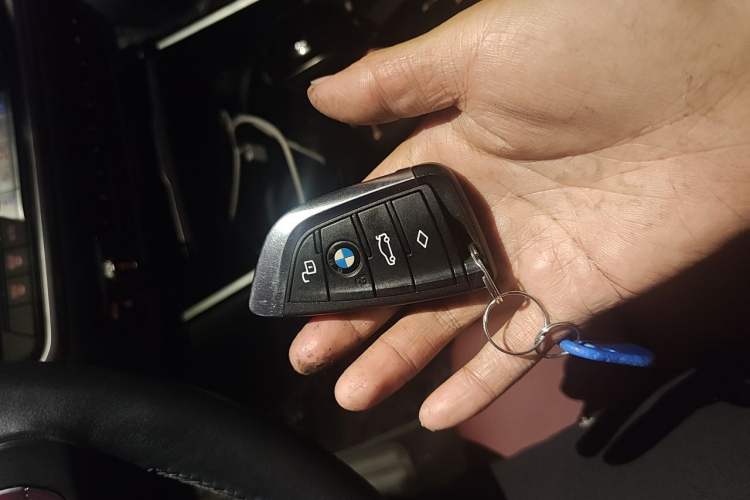 Used BMW 3 Series 2021 Restyled 320i Sport Package Vehicle Key