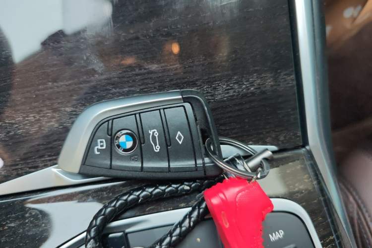 Used BMW 3 Series 2021 Restyled 325Li M Sport Package Vehicle Key
