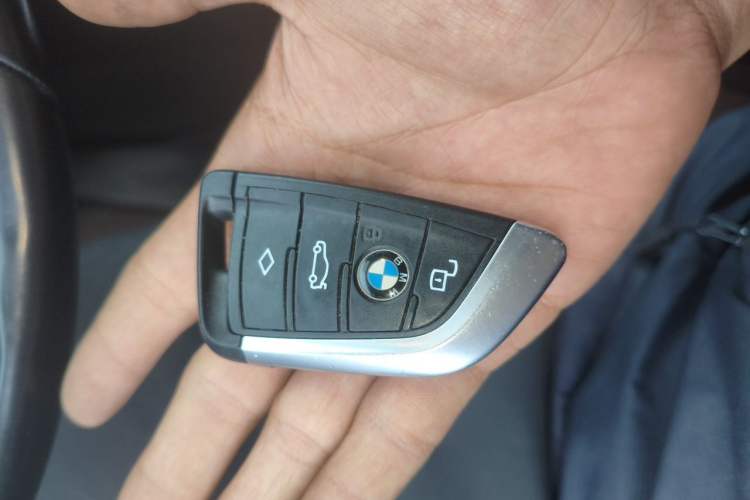 Used BMW 3 Series 2021 Restyled 325Li M Sport Package Vehicle Key