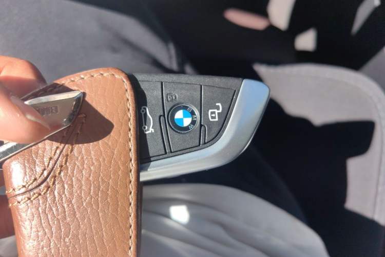 Used BMW 3 Series 2021 Restyled 325Li xDrive M Sport Package Vehicle Key