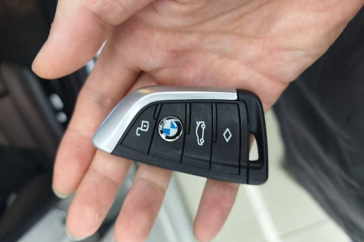 Used BMW 3 Series 2021 325i M Sport Night Edition package Vehicle Key