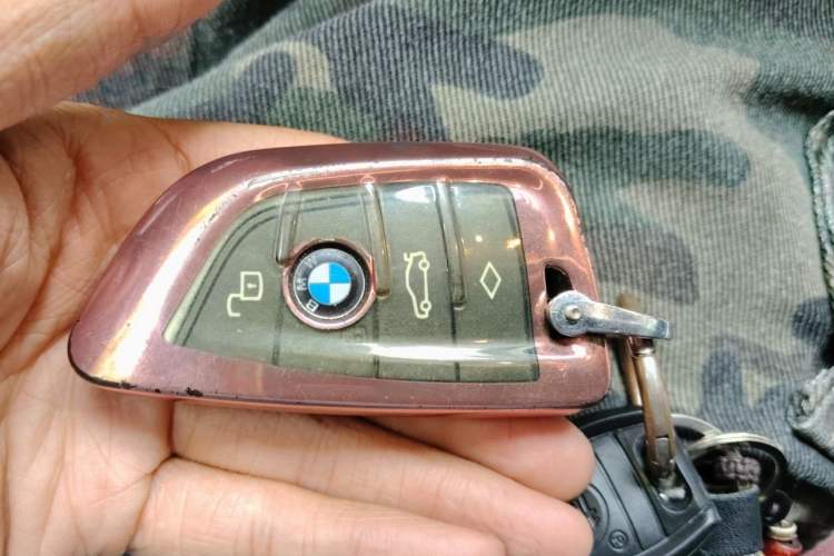 Used BMW 3 Series 2021 Second Facelift 325Li M Sport Package Vehicle Key