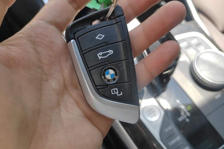 Used BMW 3 Series 2021 Restyled 325Li M Sport Package Vehicle Key